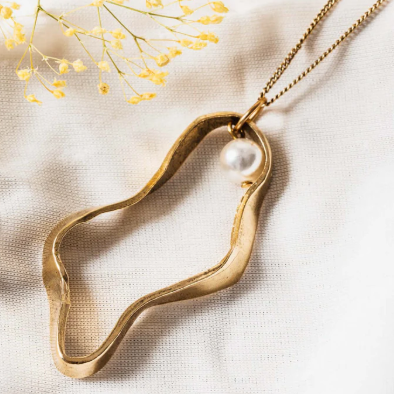Puddle Necklace