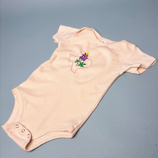 Texas Bluebonnet Onesie | Embroidered Texas State Outline | Organic Cotton Baby Bodysuit | Texas Baby Gift