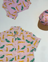 Unisex Pink Cheetah print Short Sleeve Cotton Button Up Shirt